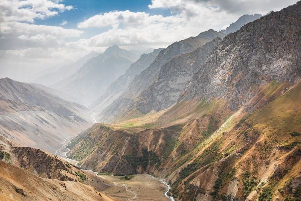 Wilson, Emily M. 아티스트의 Pandzhkhok-Sughd-Tajikistan Canyon in the mountains of Tajikistan작품입니다.